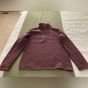 Women Better Sweater® 1/4-Zip Fleece Patagonia wine maroon purple pocket logo s